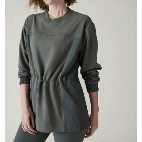 Athleta Medium Triumph Hybrid Crewneck Sweatshirt Green Stretch Yoga Pullover - Picture 1 of 13